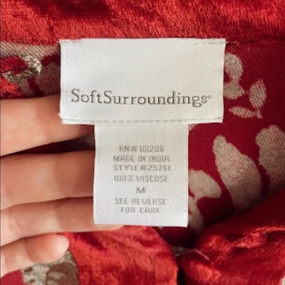 soft surroundings top - Picture 2 of 3